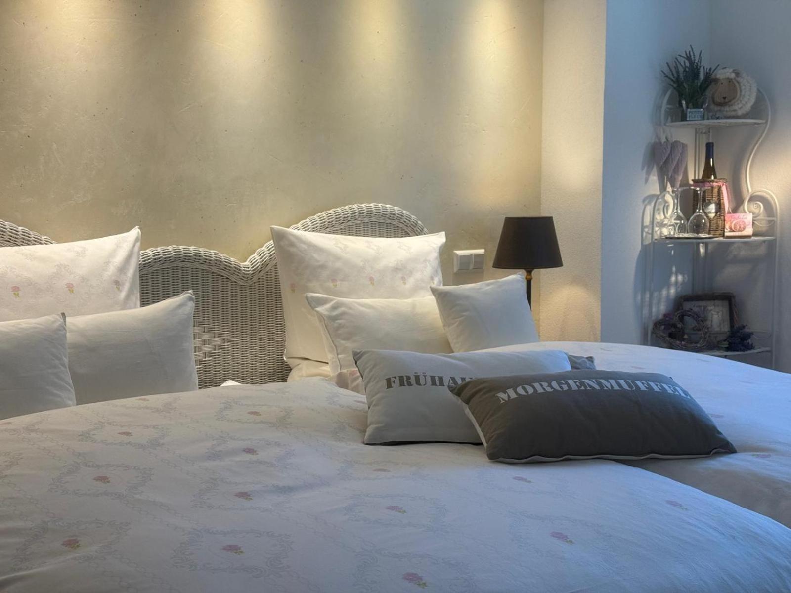 Gaestehaus Ina-Maria, Apartments Obernhof Εξωτερικό φωτογραφία